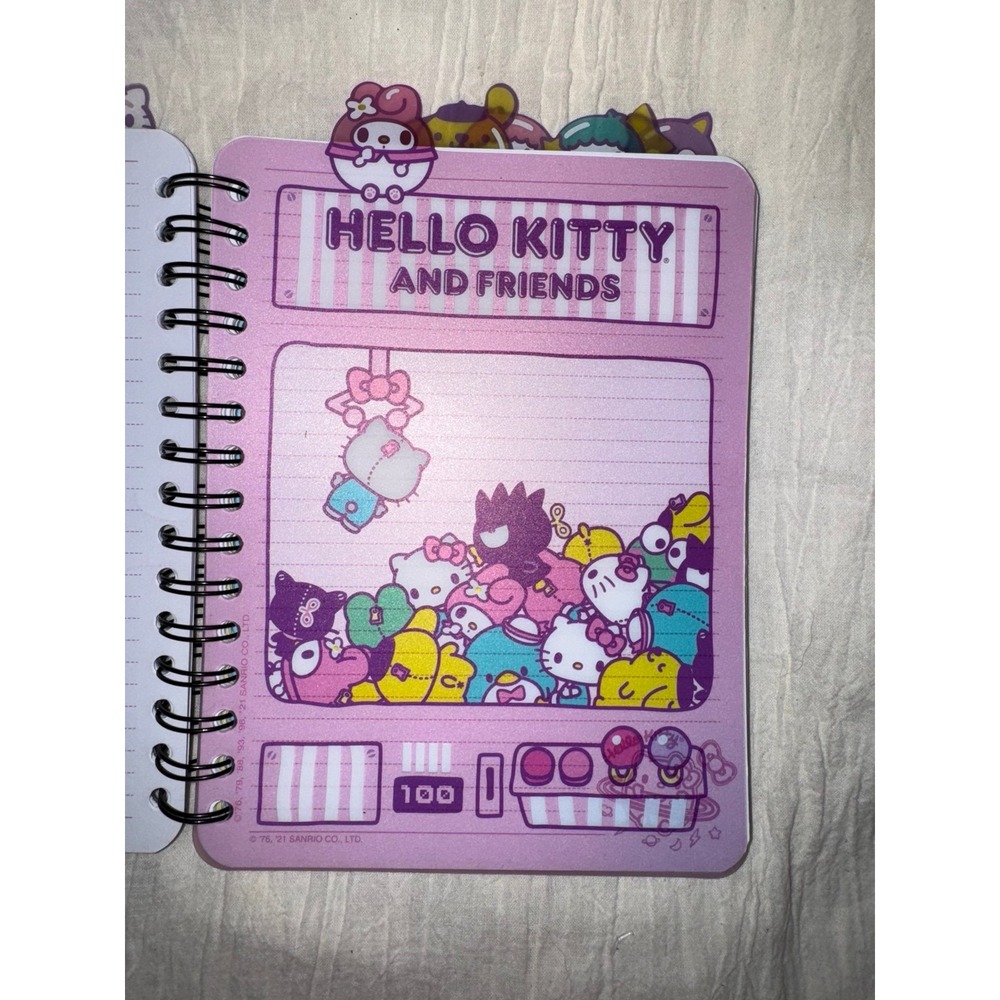 Hello Kitty - Picture 3 of 8